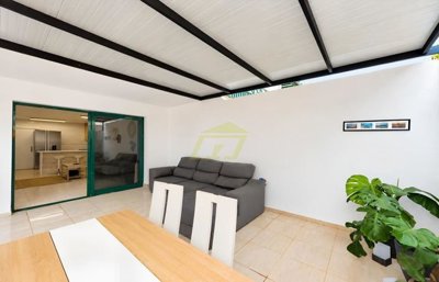 Comfortable Family Home Close to Everyday Amenities