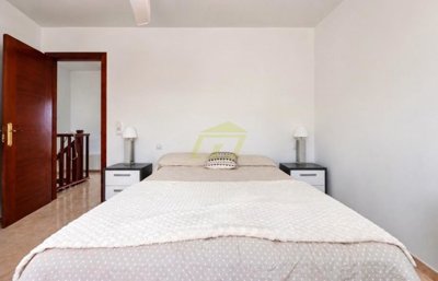 Comfortable Family Home Close to Everyday Amenities