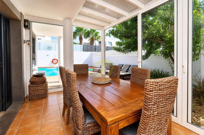 Image No.18-3 Bed Villa for sale