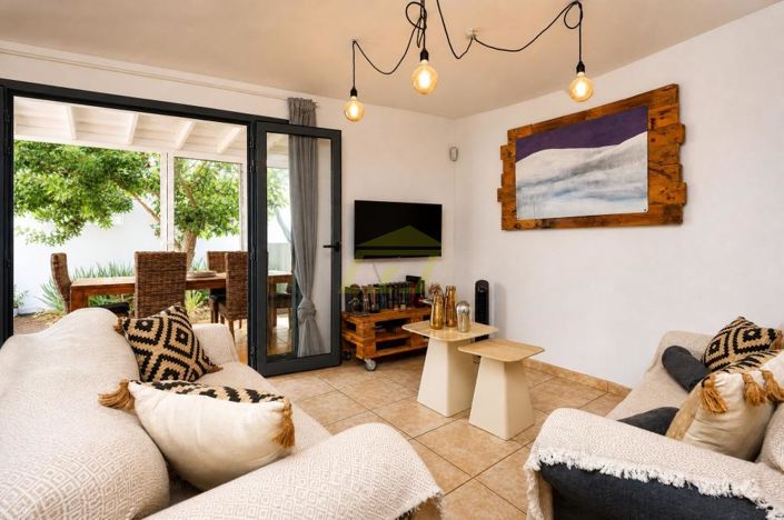Image No.2-3 Bed Villa for sale