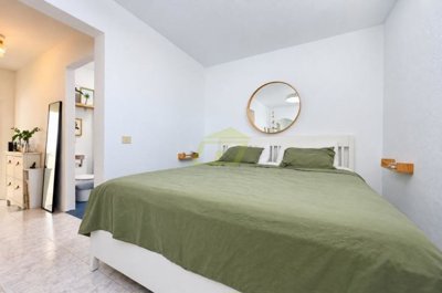 Renovated Detached Home with Private Pool and Spacious Gardens in Oasis de Nazaret