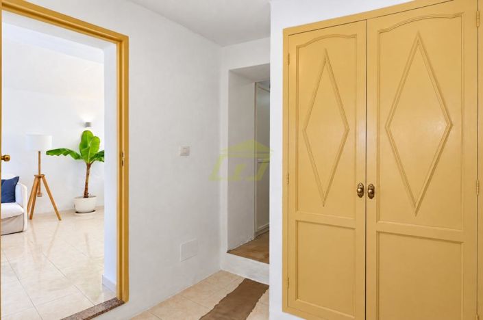 Image No.15-2 Bed Villa for sale