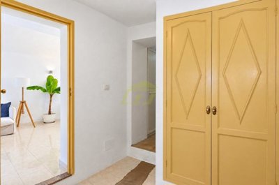 Renovated Detached Home with Private Pool and Spacious Gardens in Oasis de Nazaret