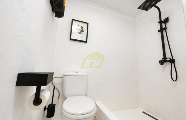 Image No.23-2 Bed Villa for sale