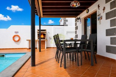 Villa Within Walking Distance of Playa Blanca Centre