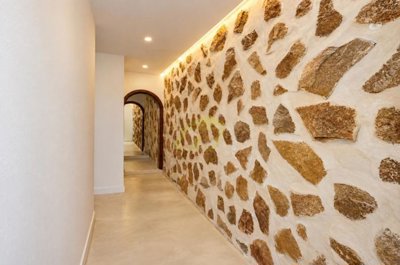 An Exceptional Rural Retreat with Panoramic Views