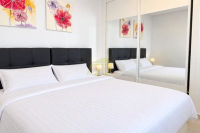 Turnkey Top Floor Apartment with Pool and South-Facing Balcony