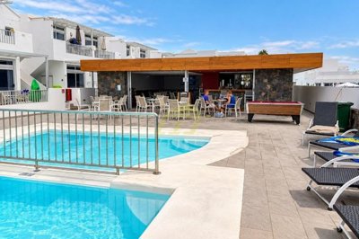 Turnkey Top Floor Apartment with Pool and South-Facing Balcony