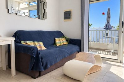 Turnkey Top Floor Apartment with Pool and South-Facing Balcony