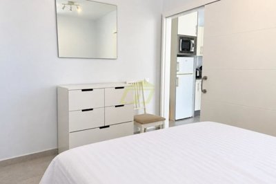 Turnkey Top Floor Apartment with Pool and South-Facing Balcony