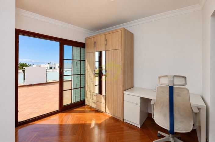 Image No.19-4 Bed Villa for sale