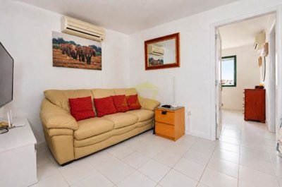 Centrally Located Property with a Communal Swimming Pool
