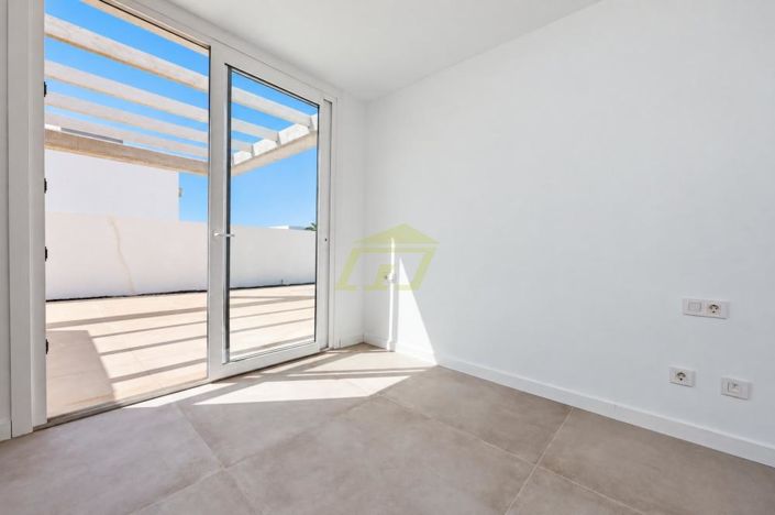 Image No.11-3 Bed Villa for sale