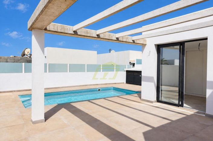 Image No.17-3 Bed Villa for sale