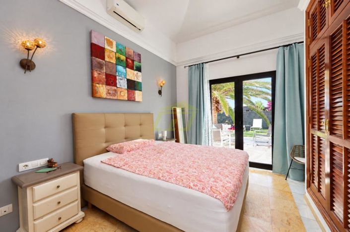 Image No.8-2 Bed Villa for sale