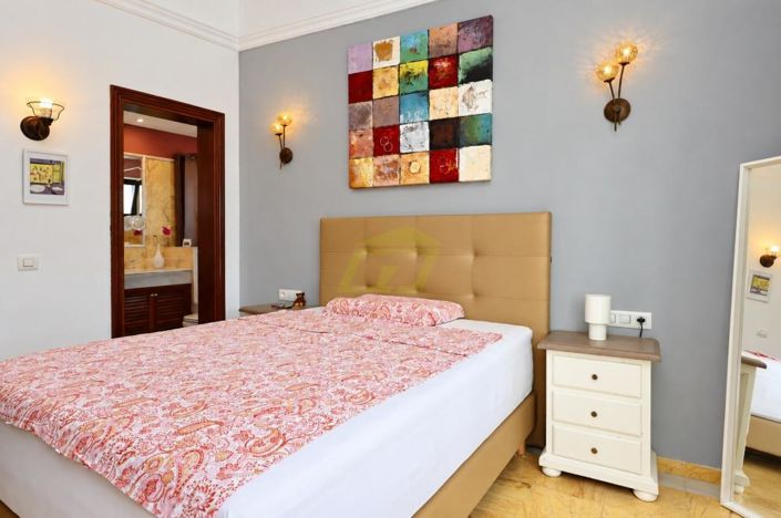 Image No.9-2 Bed Villa for sale