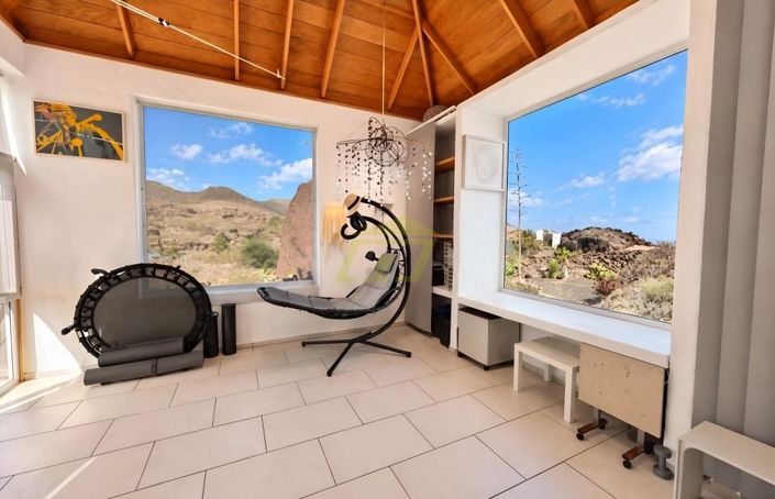 Image No.5-4 Bed Villa for sale