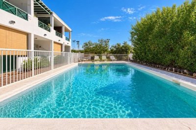 Lovely Apartment in Great Loccaton with Communal Pool