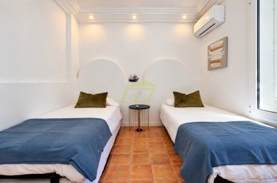 Traditional Canarian charm in the vibrant centre of Costa Teguise