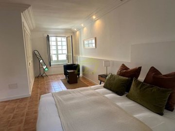 Traditional Canarian charm in the vibrant centre of Costa Teguise