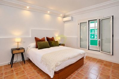 Traditional Canarian charm in the vibrant centre of Costa Teguise