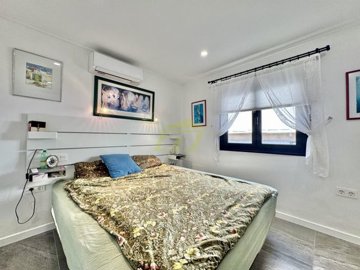Modern Bungalow with Sea Views and High-Quality Features in Costa Teguise