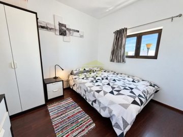 South Facing Villa with mountain views in Playa Blanca
