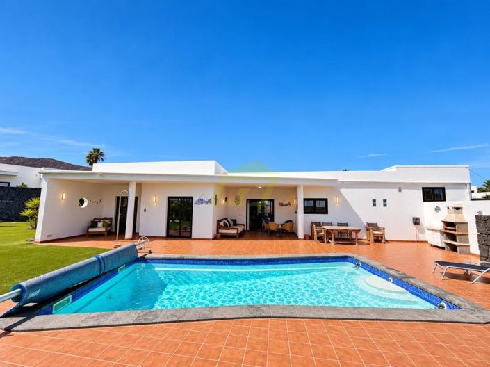 Image No.19-4 Bed Villa for sale