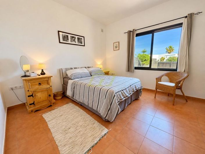 Image No.4-4 Bed Villa for sale