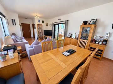 South Facing Villa with mountain views in Playa Blanca
