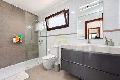 Three Bedroom Duplex in a Complex with Swimming Pool