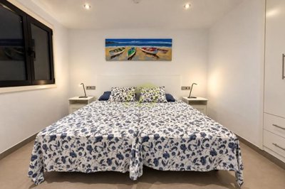 Fully Renovated 1 Bedroom Apartment with Sea Views