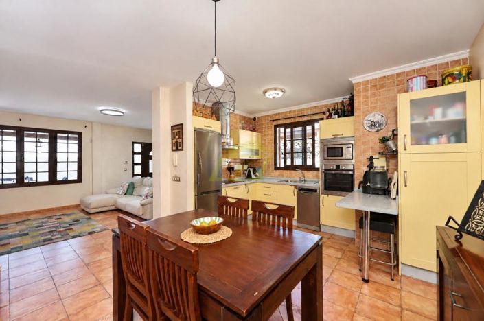 Image No.6-4 Bed Villa for sale