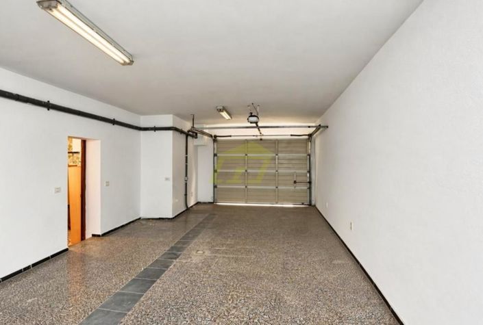 Image No.21-5 Bed Villa for sale