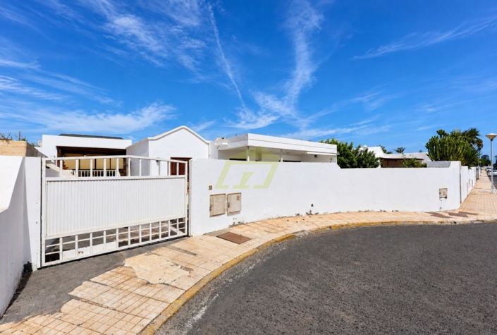 Image No.27-5 Bed Villa for sale