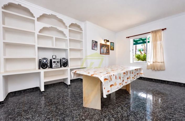 Image No.17-5 Bed Villa for sale