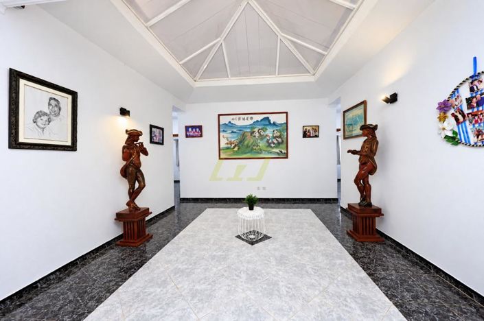 Image No.3-5 Bed Villa for sale