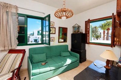 Character Home on a Generous Plot in Yaiza