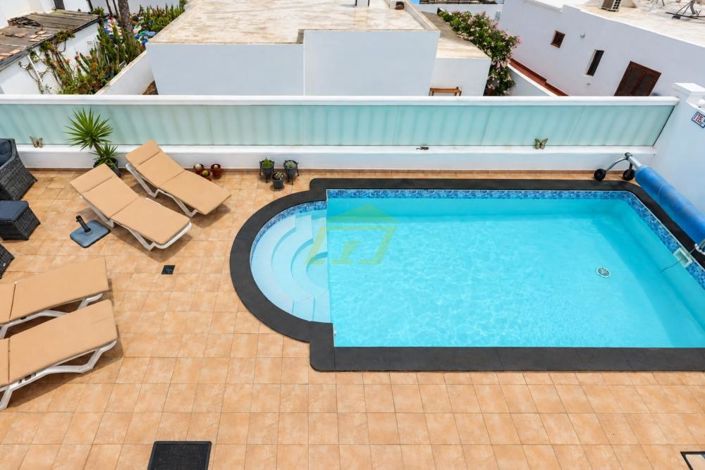 Image No.24-2 Bed Villa for sale