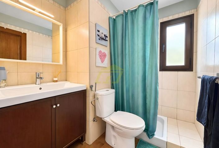 Image No.12-3 Bed Villa for sale