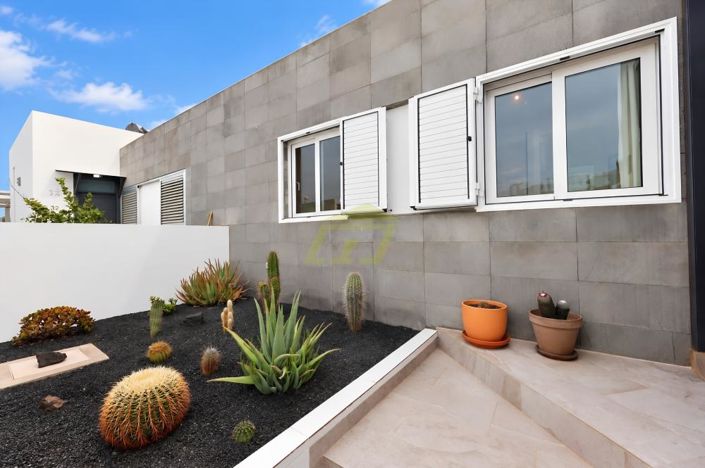 Image No.18-3 Bed Villa for sale