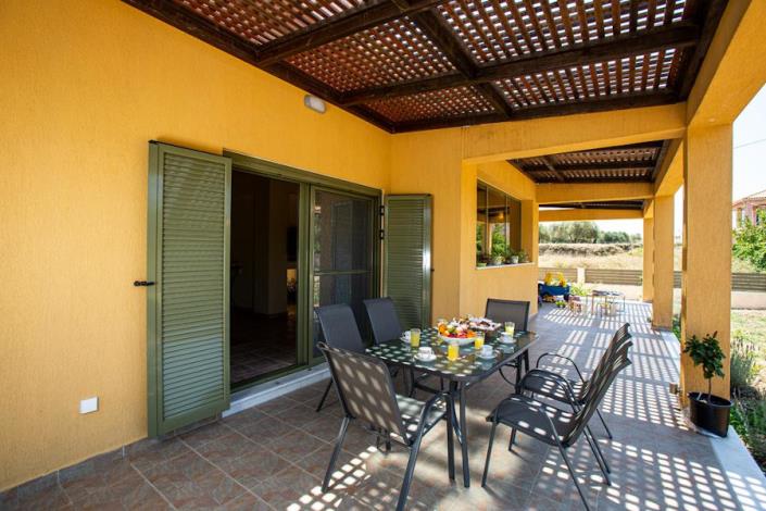 Image No.3-4 Bed House for sale