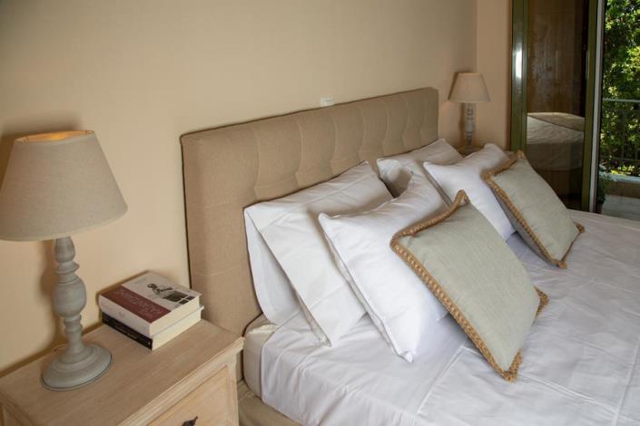 Image No.14-4 Bed House for sale