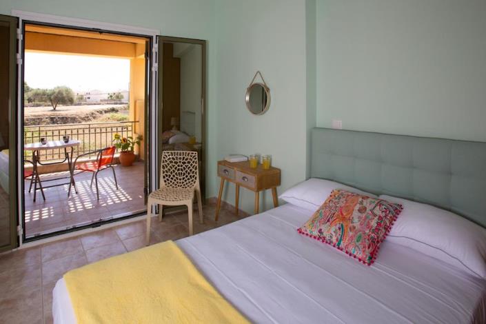 Image No.16-4 Bed House for sale