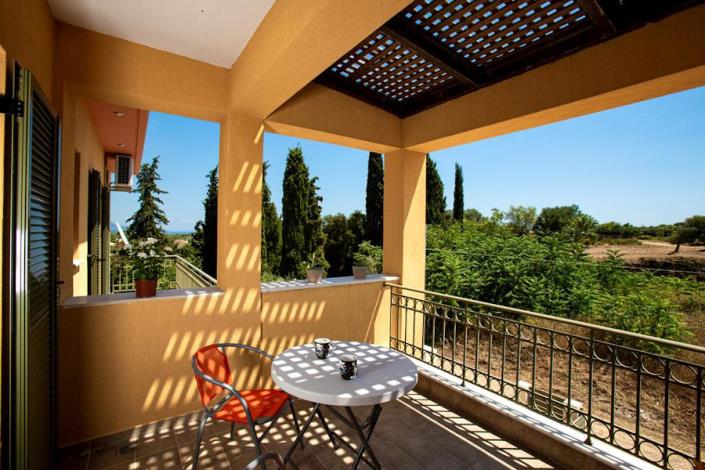 Image No.24-4 Bed House for sale