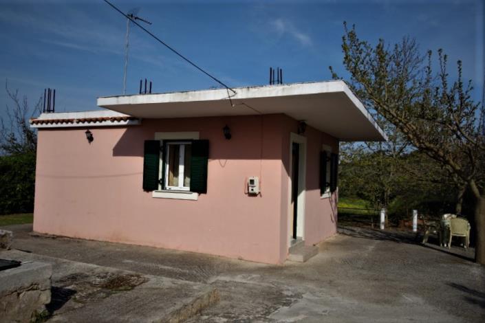 Image No.4-2 Bed House for sale
