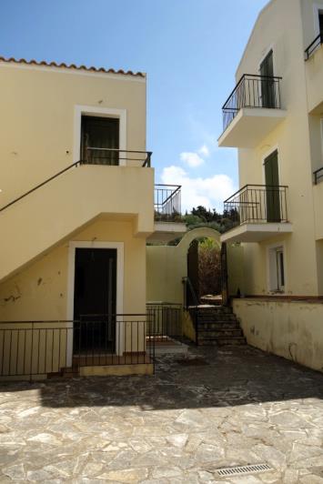 Image No.55-10 Bed Village House for sale