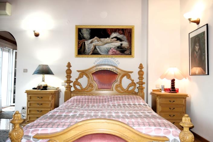 Image No.48-5 Bed Apartment for sale