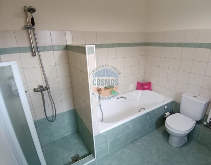 Image No.36-3 Bed House for sale