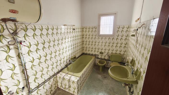 Image No.14-4 Bed House for sale